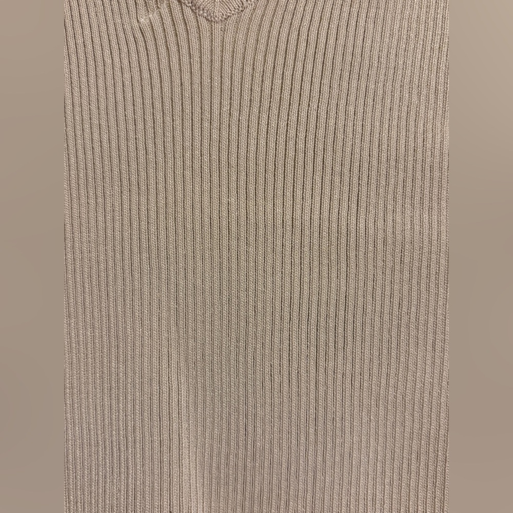 The Workshop Ribbed V-Neck Tank - Picture 13 of 13